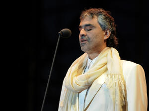 Andrea Bocelli (Shutterstock)	