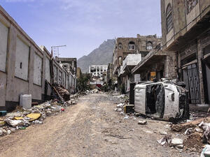 The destruction and remnants of war in Yemen (Shutterstock)	