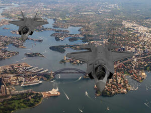F-35 stealth fighter jets (Shutterstock)	