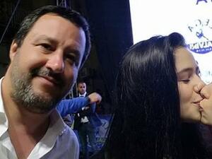 The two women decide to kiss one another as they stand next to the Italian Deputy Prime Minister Matteo Salvini at a rally in Caltanissetta, Sicily (Twitter)