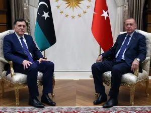 رفضت تركيا أي احتمال لوقف وشيك لإطلاق النار في ليبيا إلا بعد سيطرة حكومة الوفاق على مدينة سرت الساحلية