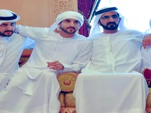 محمد بن راشد يزف ابناءه الثلاثة 