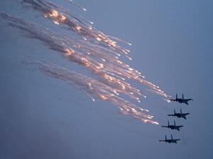 وتصاعد القتال إلى أسوأ مستوياته منذ التسعينيات عندما قُتل نحو 30 ألف شخص.