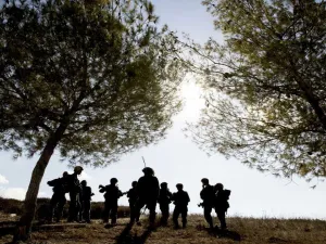 سقطرى ستكون ثاني أكبر قاعدة استخبارية لـ”إسرائيل” في المنطقة