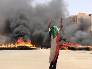 لم تشهد الأُبيض، المدينة الواقعة على بعد 350 كلم جنوب غرب الخرطوم، تظاهرات كبيرة ضد البشير 