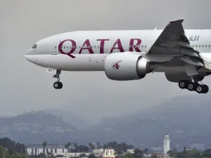 شقيق أمير قطر،  طائرات بلاده ستحلق "قريبا" فوق كل الأجواء