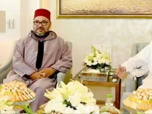 الملك محمد السادس: أجدد دعوتي السابقة لفتح صفحة جديدة في العلاقات بين البلدين الجارين