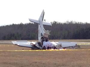  7 مسؤولين كولومبيين لقوا حتفهم عندما تحطمت طائرة كانت تقلهم جنوبي البلاد 