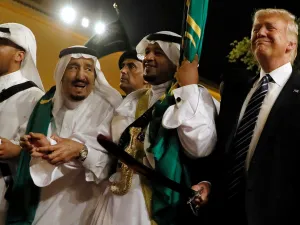شهدت العلاقات الاردنية السعودية توترا ملحوظا بعد ان شعرت عمان بوجود مخطط سعودي للتنازل عن القدس