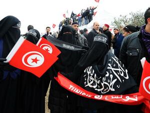 اكبر المظاهرات منذ 2011 