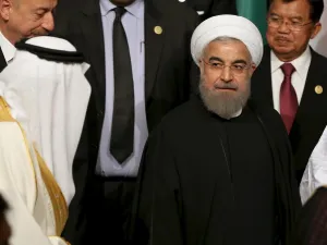  روحاني، أن العديد من مشاكل التي تواجه المسلمين سببها تدخل الولايات المتحدة الأمريكية.
