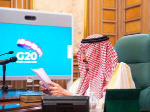 دعا (الرئيس الصيني) أعضاء مجموعة العشرين إلى خفض رسومهم الجمركية