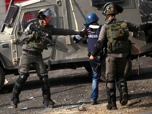 استهدف جيش الاحتلال الإسرائيلي 51 صحفياً و12صحفية