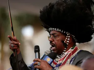 يحتجز البشير في سجن كوبر بالعاصمة السودانية الخرطوم.