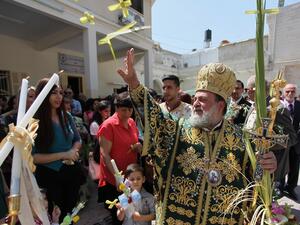  عيسى ، نحتفل اليوم و حقنا الفلسطيني في أرضنا ثابت وحقوقنا ستتحقق رغم المرحلة العصيبة التي تمر بها
