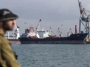 مصر: بدء ضخ الغاز الطبيعي "يمثل تطورا هاما يخدم المصالح الاقتصادية لكلا البلدين"