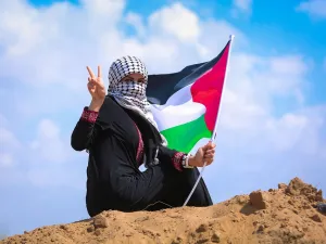 انتقادات لاداء القيادة الفلسطينية 