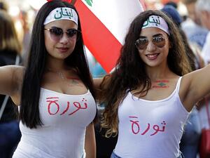 تعثر حتى الآن تشكيل حكومة جديدة يريدها الحريري من الاختصاصيين 