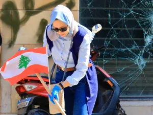  نجح النواب بالوصول حتى أنه منهم من وصل باكراً أو نام في مكتبه