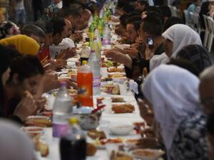 مائدة إفطار