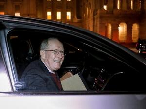 رئيس لجنة الصحة في مجلس الشيوخ الأمريكي ألكسندر لامار