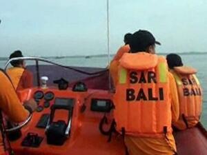 إندونيسيا.. مخاوف من مصرع 11 شخصا بغرق سفينة صيد