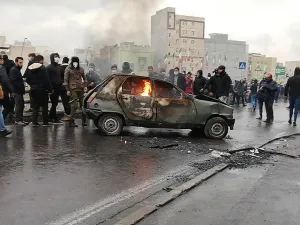 إيران تهدد بقمع أي احتجاجات جديدة في البلاد