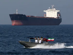 إيران: الناقلات المصادرة من قبل واشنطن تم شحنها بمعرفتنا