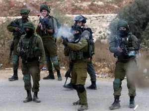 إصابة فلسطيني من "ذوي الاحتياجات الخاصة" برصاص جيش الاحتلال قرب القدس