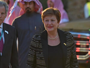 الأرجنتين توافق على اجراء محادثات مع صندوق النقد الدولي حول برنامج تمويل جديد