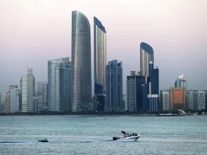 الإمارات 