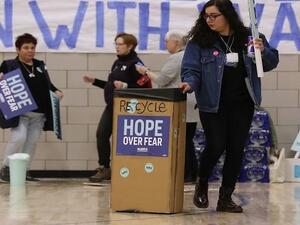 بدء الانتخابات التمهيدية للحزب الديمقراطي الأمريكي في ولاية أيوا