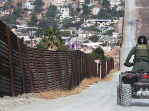 البنتاغون سيحتفظ بـ5500 جندي على الحدود مع المكسيك