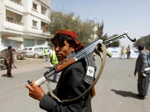 ترامب يسعى لتصنيف الحوثيين تنظيما إرهابيا