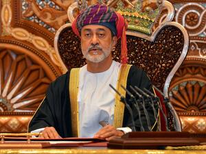 عفو هادئ من السلطان هيثم عن المعارضين في الخارج