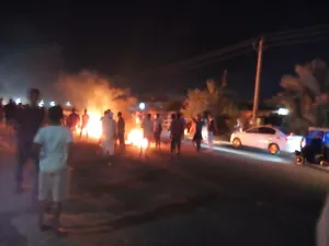 مظاهرات ليلية بالسودان تطالب بإسقاط "العسكري" وسلطة مدنية