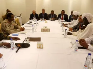 بدء جلسة المفاوضات بين "العسكري" وقوى التغيير السودانيه ‎