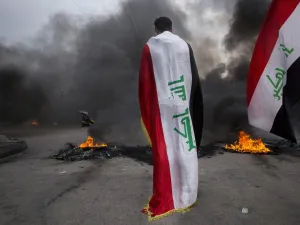 العراق: مقتل متظاهر واختطاف آخر في كربلاء والنجف