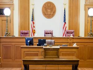 القضاء الأمريكي يأمر ايران بدفع 180 مليون دولار لصحافي كان مسجونا لديها