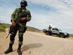 مصرع 14 شخصا في اشتباكات بين الشرطة وتجار المخدرات في المكسيك