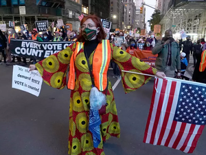 مؤيّدون لبايدن يتظاهرون في نيويورك ومناصرون لترامب يحتجّون في ديترويت