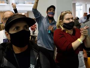 نتائج فرز الأصوات حتى الآن في أربع ولايات أميركية حاسمة