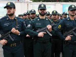 إصابة 4 من أفراد الشرطة الإيرانية بانفجار في مدينة زاهدان