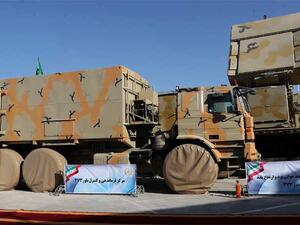 إيران تكشف عن نظام صاروخي تم تصنيعه محليا