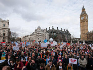 توقعات بتنظيم احتجاجات في جميع أنحاء بريطانيا ضد تعليق عمل البرلمان
