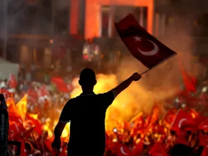 لقطات تنشر لأول مرة عن الانقلاب الفاشل في تركيا