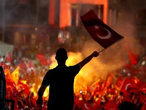 لقطات تنشر لأول مرة عن الانقلاب الفاشل في تركيا