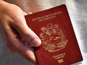 واشنطن تعترف بجوازات السفر الفنزويلية المنتهية