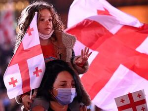 الحزب الحاكم في جورجيا يتصدر الانتخابات حسب النتائج الأولية والمعارضة ترفض