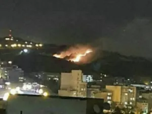 صورة تناقلها نشطاء على تويتر قالوا إنها لحريق في شرق طهران
